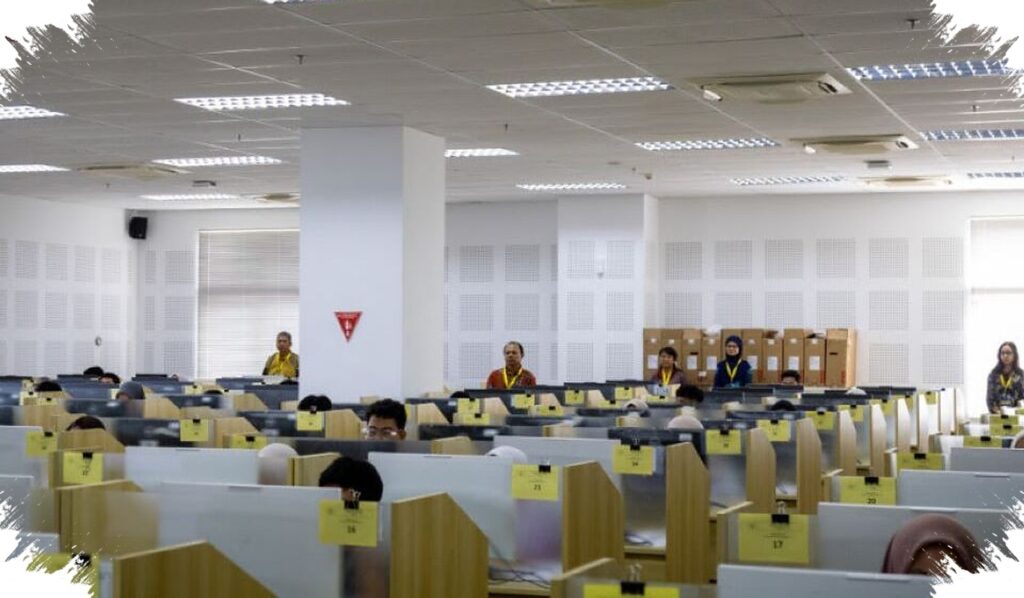 44.972 Peserta Berebut 3.729 Kursi UGM, Satu Kursi Diperebutkan Lebih Dari 13 Orang