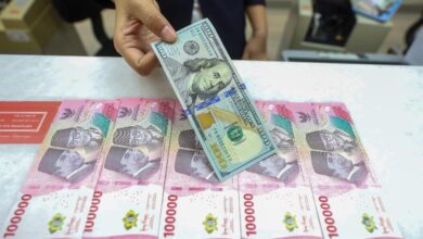 Rupiah Melemah Pagi Ini, Kurs Dolar Di BCA BRI Mandiri BNI Bergerak Tajam