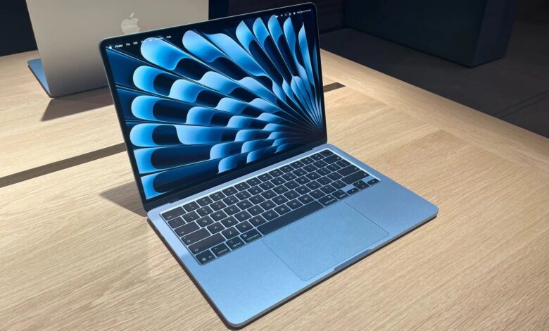 MacBook Air M5 Masih Dapat Diskon Besar, Harga Naik Apple Belum Menyentuhnya