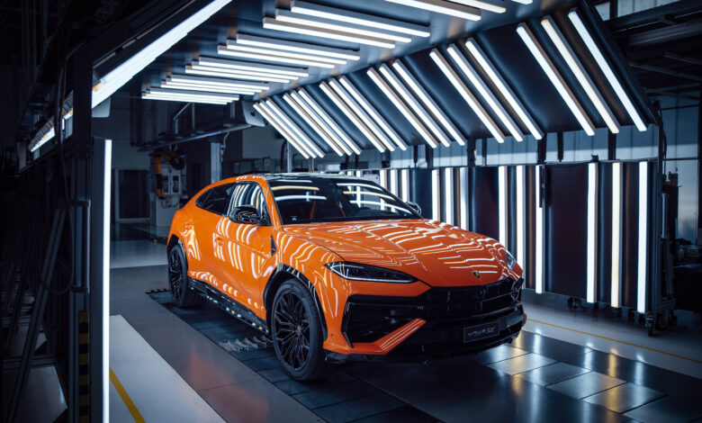 Lamborghini Urus Performante Tinggalkan Mesin Murni, Versi PHEV Ini Justru Disiapkan Lebih Buas