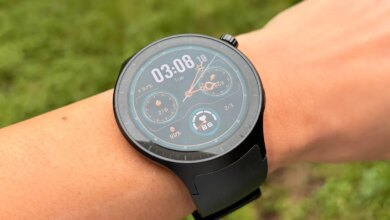 Motorola Tawarkan Duo Wearable Baru, Baterai Moto Watch Tembus 13 Hari