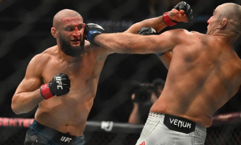 Dendam Kesumat Chimaev, Kirim Pesan Menohok ke Strickland Jelang Rematch UFC
