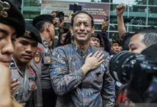 Nadiem Menangis Usai Divonis 10 Tahun, Tak Tahu Lagi Minta Tolong ke Siapa