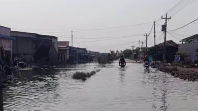 Jawa Tengah Dipagari Rob dan Angin Kencang, Pagi Pesisir Siaga Penuh