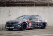 BMW M Tantang Pengkritik, Coba Dulu M3 Listrik Sebelum Menghakimi