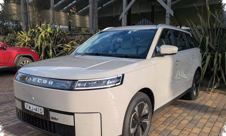 J5 EV Tembus 20.000 Pengiriman, Jaecoo Siap Gandakan Jaringan Dealer pada 2026
