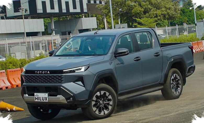 Hilux Kini Punya Versi Listrik, Varian Tertingginya Tembus Rp 1,019 Miliar
