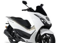 Bukan Cuma Gaya, 15 Keunggulan Suzuki Burgman 150 Ini Membuat Harian hingga Touring Terasa Lebih Nyaman