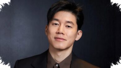 Dari Tukang Antar Hingga Penopang Keluarga, Perjuangan Kim Moo Yeol Sebelum Tenar