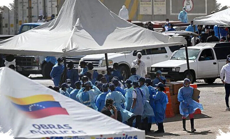 Di Morgue Darurat Venezuela, Keluarga Bertahan Menatap Foto Jenazah Orang Terkasih Setelah Gempa
