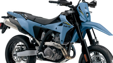 DR-Z4SM 2026 Cuma 154 Kg, Supermoto 400cc Suzuki yang Bikin Harga Rp130 Jutaan Masuk Akal