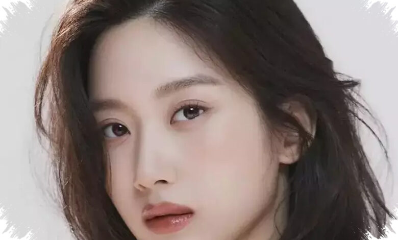 Moon Ga Young Resmi Satu Agensi dengan Kim Seon Ho, Reuni yang Menarik Sorotan Kariernya