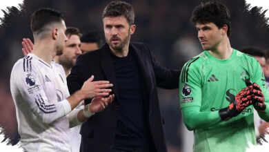 Dalot dan Mazraoui Sama-Sama Siap Bertahan, Perebutan Bek Kanan United Makin Menentukan