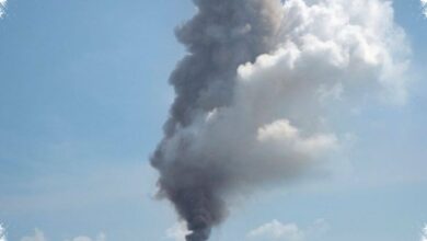 Gunung Anak Krakatau Naik Status Siaga, Wisatawan Wajib Tahan Langkah di Zona Ini
