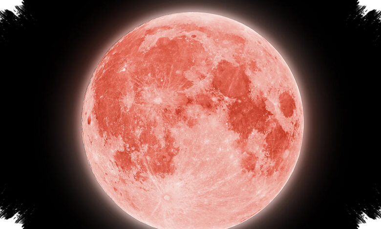 Strawberry Moon Bukan Berwarna Stroberi, Ini Alasan Bulan Juni Sering Tampak Merah