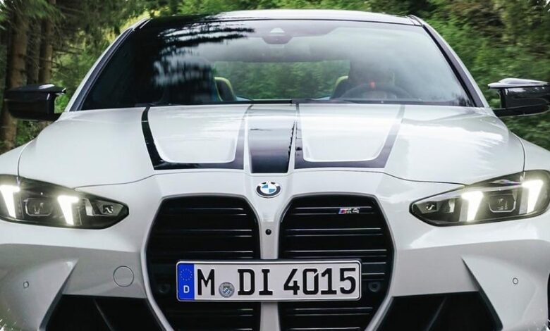 M3 Raksasa Ini Bukan Hasil Editan, Ternyata VW Lama yang Disulap Jadi BMW Palsu