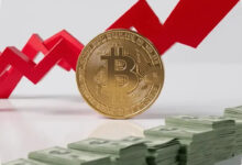 Trump Raup Rp15,8 Triliun dari Crypto, Bitcoin Anjlok 50% Saat Investor Ritel Menanggung Rugi