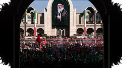 Di Pemakaman Khamenei, Seruan Kematian Trump Menggema di Tengah Lautan Pelayat