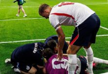 Pesta Inggris Berujung Petaka, Henderson Cedera Serius Dan Dilarikan Ke RS