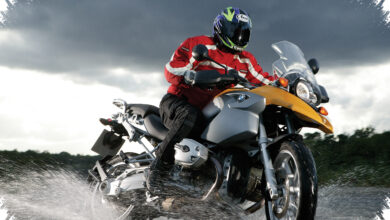 7 Motor Trail Dan Adventure Yang Paling Stabil Saat Jalan Licin, Tak Mudah Selip