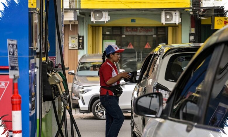 Awas Kena Tolak di SPBU, Kendaraan Nunggak Pajak Tak Bisa Isi Pertalite di NTT