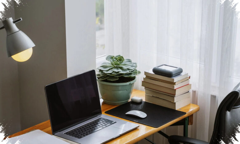 Bukan MacBook, 4 Laptop Kerja Ini Lebih Masuk Akal Di 2026, Mana Pilihanmu?