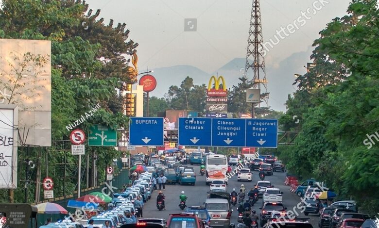 Cibubur Macet Parah Sampai Menjelang Siang, Ini Jam dan Jalur yang Sebaiknya Dihindari