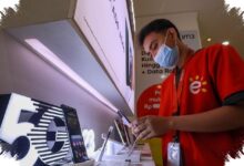 IDC Proyeksi Pasar Smartphone 5G Melambat, Kelangkaan Memori Menekan Harga dan Adopsi