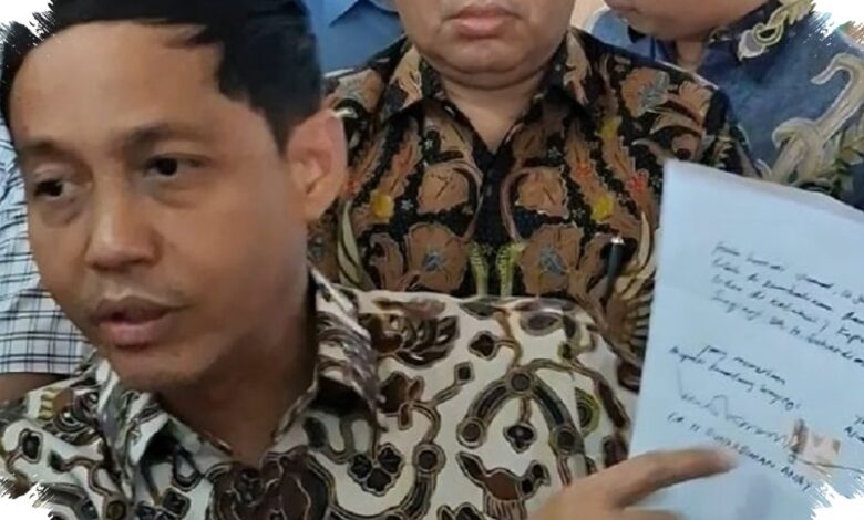 Eks Pimpinan KPK Beber Akal-Akal Pengembalian Amplop Raja Juli, Suap Bisa Tetap Jadi Tersangka