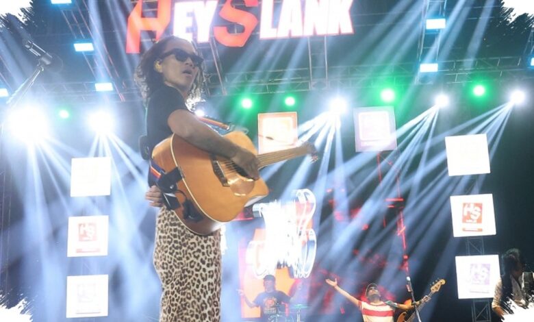 Hey Slank Guncang Bandung, Spirit Berani Beda Hidupkan Panggung Kreatif