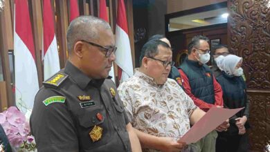 Kejati Jatim Tahan 3 Tersangka KUR Fiktif BNI Jember, Kerugian Negara Rp12,59 Miliar