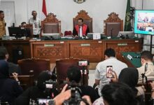 Ijazah Asli Jokowi Dinilai Harus Muncul di Sidang, Polemik Tak Akan Reda Tanpa Itu