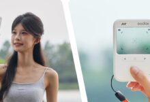 Godox C100 Muncul Seperti iPod, Layar Transparannya Punya Fungsi yang Tak Disangka