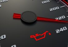 Lampu Indikator Oli Menyala di Speedometer, Ini Tanda Mesin Mobil Sedang Bermasalah