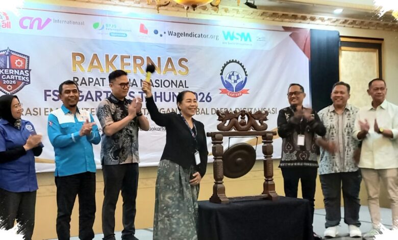 Garteks Jawa Barat Desak UU Perlindungan Buruh dan Satgas Mitigasi PHK Segera Jalan