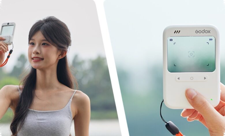 Godox C100 Mirip iPod, Kamera 65 Gram Ini Punya Layar Transparan yang Beda