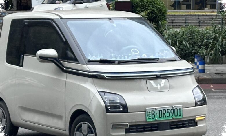 Wuling MiniEV Calon Aira Tampil Lebih Matang, Kini 4 Pintu dan Jarak Tempuh 301 Km