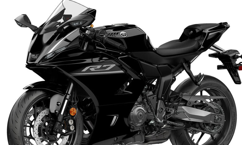 Yamaha YZF-R7 2026 Muncul dengan Warna Baru, Fitur Bikin Kelas Menengah Terasa Serius