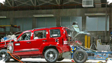 Mobil Bintang Lima Belum Tentu Selamat, Bahaya Tabrak Belakang Truk Masih Mengintai