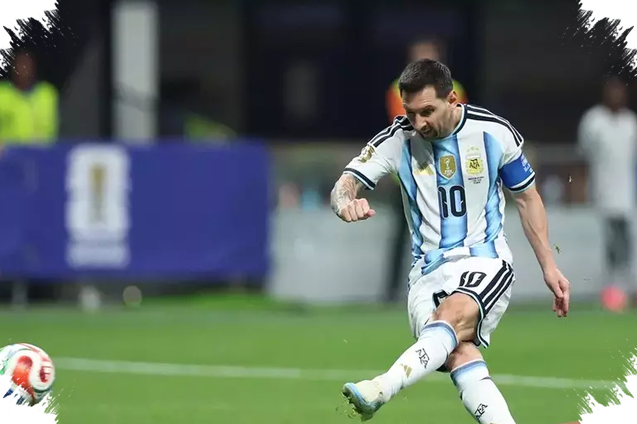 Messi Hadapi Inggris Untuk Pertama Kali, Pujian Legenda Justru Makin Tajam
