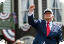 Trump Bentak Jurnalis CNN Saat Ditanya Selat Hormuz, Fokus Beralih ke Duka Lindsey Graham