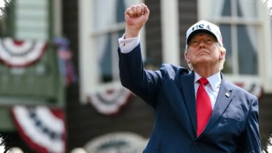 Trump Bentak Jurnalis CNN Saat Ditanya Selat Hormuz, Fokus Beralih ke Duka Lindsey Graham