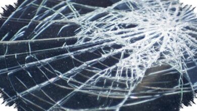 Minibus Tabrak Pikap yang Pecah Ban di Tol Jagorawi, Pengemudi Luka di Kepala dan Tangan