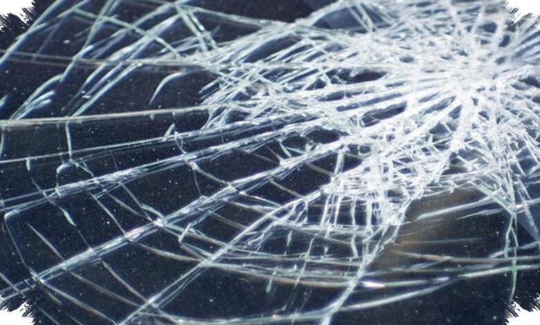 Minibus Tabrak Pikap yang Pecah Ban di Tol Jagorawi, Pengemudi Luka di Kepala dan Tangan
