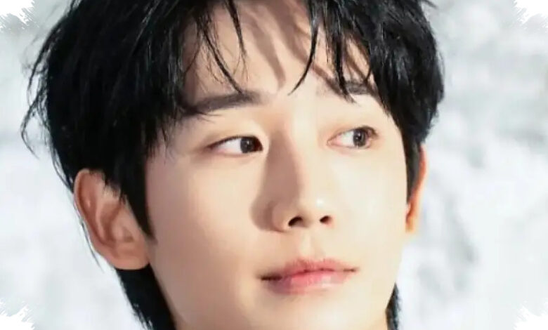 Jung Hae In Diincar Jadi Agen Real Estate di Lucky Seoul, Peran Barunya Bikin Penasaran