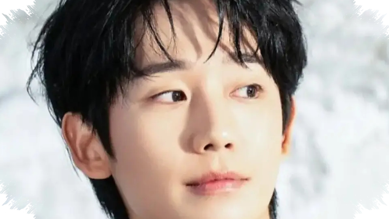 Jung Hae In Diincar Jadi Agen Real Estate di Lucky Seoul, Peran Barunya Bikin Penasaran