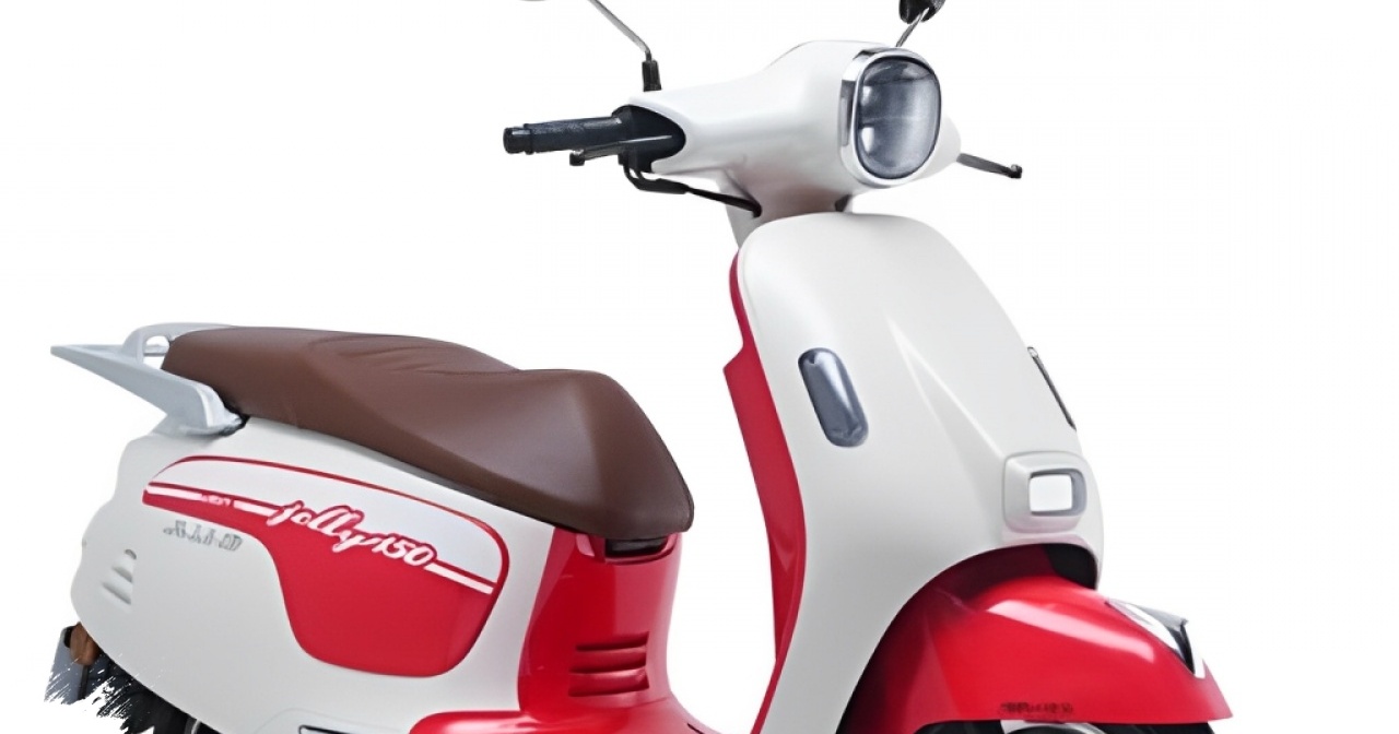 Honda NS150LA dan QJMotor Sunshine Dino MAX, Duel Skutik Retro Premium yang Tipis Bedanya