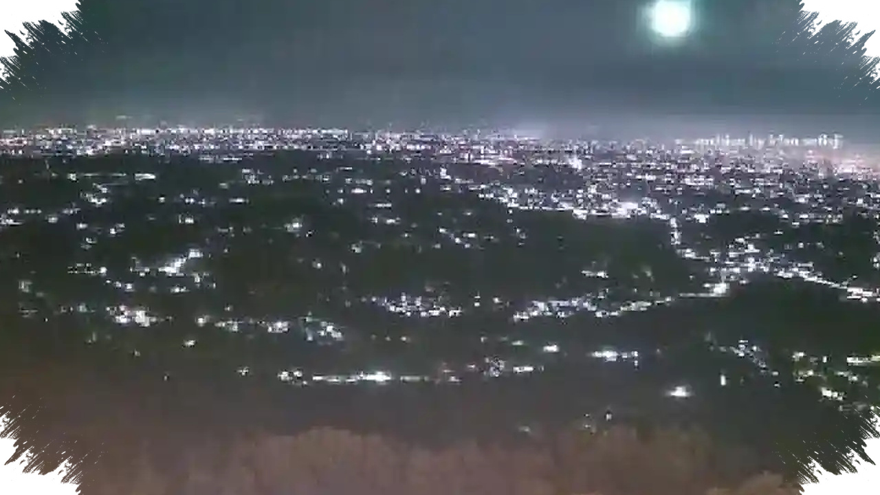 Benda Bercahaya Lintas Langit Jawa Ternyata Meteor Besar, BRIN Ungkap Penyebabnya
