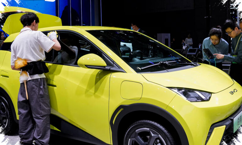Konsumen Tiongkok Beralih ke EV, Mobil Bensin Makin Tertinggal