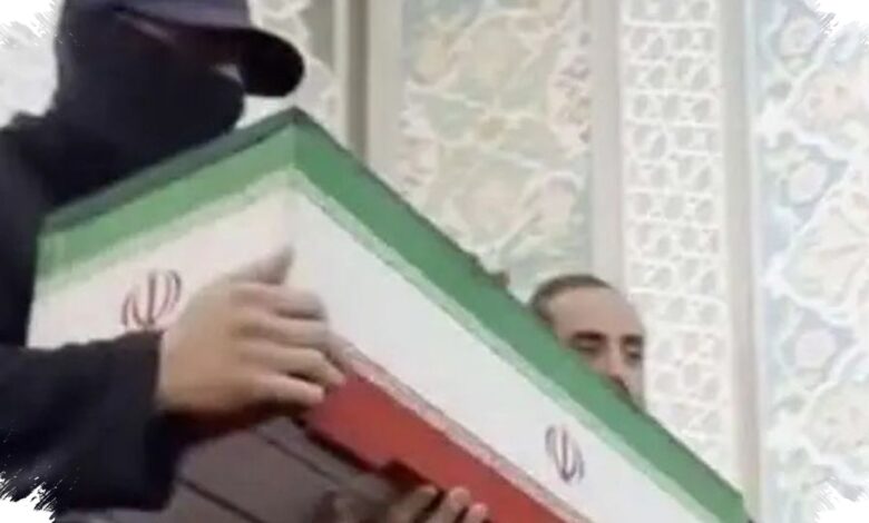 Pria Bertopeng di Pemakaman Khamenei Ternyata Bukan Mojtaba, Ini Sosoknya